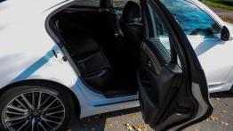 Lexus LS IV Facelifting 600h 394KM - galeria redakcyjna - widok ogólny wnętrza