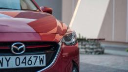 Mazda 2 1.5 Sky-G i-ELOOP - galeria redakcyjna - lewy przedni reflektor - wyłączony