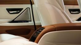 BMW Seria 6 F06 Gran Coupe 640d 313KM - galeria redakcyjna - widok ogólny wnętrza