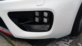 Kia pro_ceed II GT 1.6 T-GDI 204KM - galeria redakcyjna - światła do jazdy dziennej - wyłączone