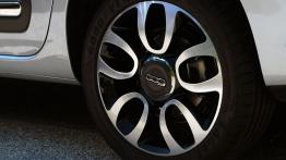 Fiat 500L Living 1.6 MultiJet II 105KM - galeria redakcyjna - koło