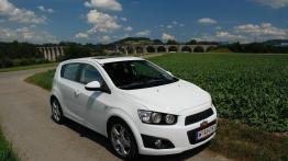 Chevrolet Aveo T300 - galeria redakcyjna - widok z przodu