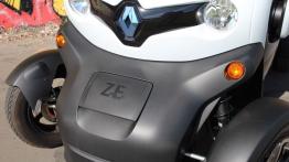 Renault Twizy - galeria redakcyjna - przód - reflektory wyłączone