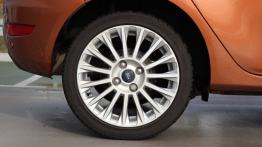 Ford Fiesta VII 5d Facelifting 1.0 EcoBoost 100KM - galeria redakcyjna - koło
