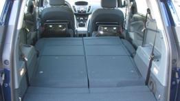 Ford C-MAX II - galeria redakcyjna - tylna kanapa złożona, widok z bagażnika