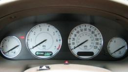 Chrysler 300M - deska rozdzielcza