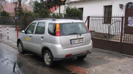 Suzuki Ignis 1.3 16V 2 WD - widok z tyłu