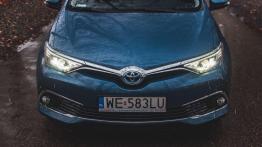 Toyota Auris Touring Sports Hybrid - galeria redakcyjna - widok z przodu