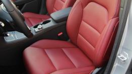 Mercedes B 250 4MATIC Facelifting - galeria redakcyjna - fotel kierowcy, widok z przodu