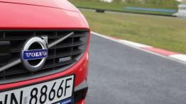 Volvo S60 II Facelifting 2.0 T6 Drive-E 306 KM - galeria redakcyjna - logo