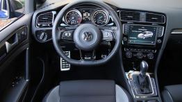 Volkswagen Golf VII R Variant - galeria redakcyjna - kokpit