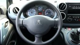 Peugeot Partner II Tepee Facelifting 1.6 HDi 92KM - galeria redakcyjna - kierownica