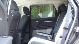 Dodge Journey 2.0 CRD DCT - galeria redakcyjna - tylna kanapa