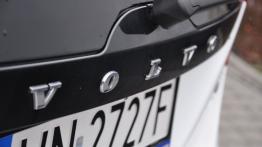 Volvo V60 Facelifting 2.4 D5 215KM - galeria redakcyjna - emblemat
