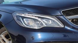 Mercedes Klasa E W212 Kabriolet Facelifting - galeria redakcyjna - prawy przedni reflektor - wyłączo