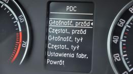 Skoda Octavia RS wewnątrz - komputer pokładowy