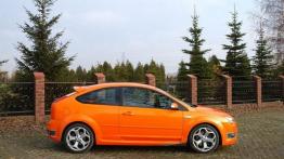 Ford Focus ST - galeria redakcyjna - prawy bok