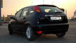 Ford Focus 1.8 TDDI - galeria redakcyjna - widok z tyłu