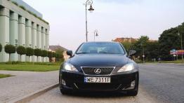 Lexus IS 220d - widok z przodu