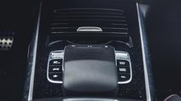 Mercedes Klasa B  200d 150 KM - galeria redakcyjna - widok ogólny wn?trza z przodu