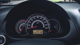 Mitsubishi Space Star 1.2 80 KM - galeria redakcyjna - inny element panelu przedniego