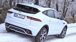 Jaguar E-Pace - galeria redakcyjna - widok z tyłu