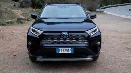 Toyota RAV4 2.5 Hybrid Dynamic Force 218 KM - galeria redakcyjna - widok z przodu