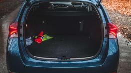 Toyota Auris Touring Sports Hybrid - galeria redakcyjna - baga?nik