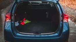Toyota Auris Touring Sports Hybrid - galeria redakcyjna - baga?nik