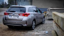Toyota Auris II Touring Sports - galeria redakcyjna - widok z tyłu