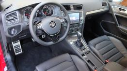 Volkswagen Golf VII Alltrack - galeria redakcyjna - pełny panel przedni
