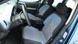 Peugeot Partner II Tepee Facelifting 1.6 HDi 92KM - galeria redakcyjna - widok ogólny wnętrza z przo