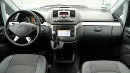 Mercedes Viano Van Facelifting 2.2 CDI 165KM - galeria redakcyjna - pełny panel przedni
