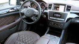 Mercedes Klasa M W166 350 BlueTEC 4MATIC 258KM - galeria redakcyjna - kokpit