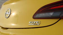 Opel Astra J GTC - galeria redakcyjna - emblemat