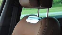 Citroen DS5 Hatchback 5d 2.0 HDi 163KM - galeria redakcyjna - fotel pasażera, widok z przodu