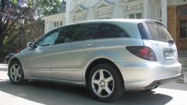 Mercedes R 500 L - galeria redakcyjna - widok z tyłu