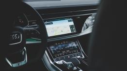 Audi Q7 3.0 50 TDI 286 KM - galeria redakcyjna - widok ogólny wn?trza z przodu
