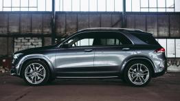 Mercedes GLE 300d - galeria redakcyjna - lewy bok