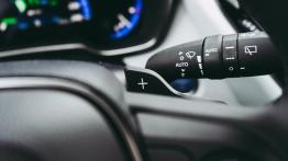 Toyota Corolla 2.0 Hybrid Dynamic Force 180 KM - galeria redakcyjna - inny element panelu przedniego