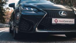 Lexus GS F - galeria redakcyjna - grill
