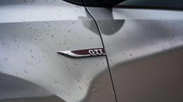 Volkswagen Polo GTI - pod prąd - emblemat boczny