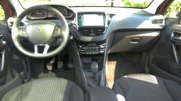 Peugeot 208 5d Facelifting 1.2 PureTech 110 KM - galeria redakcyjna - pełny panel przedni
