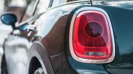 Mini III Hatchback 5d 2.0 170KM - galeria redakcyjna - lewy tylny reflektor - wyłączony