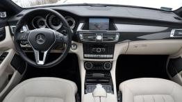 Mercedes CLS W218 Shooting Brake 350 CDI BlueEFFICIENCY 265KM - galeria redakcyjna - pełny panel prz