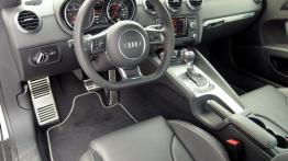 Audi TT 8J Coupe Facelifting 2.5 TFSI 340KM - galeria redakcyjna - pełny panel przedni
