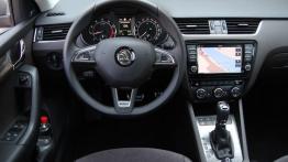 Skoda Octavia III Scout 1.8 TSI - galeria redakcyjna - kokpit