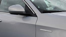 Alfa Romeo Giulietta 1.4 TB 170KM - galeria redakcyjna - prawe lusterko zewnętrzne, przód