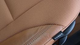 Hyundai i30 II 3d 1.6 GDI 135KM - galeria redakcyjna - fotel kierowcy, widok z przodu