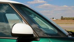 Fiat 500L Trekking 1.6 MultiJet II - galeria redakcyjna - prawe lusterko zewnętrzne, przód